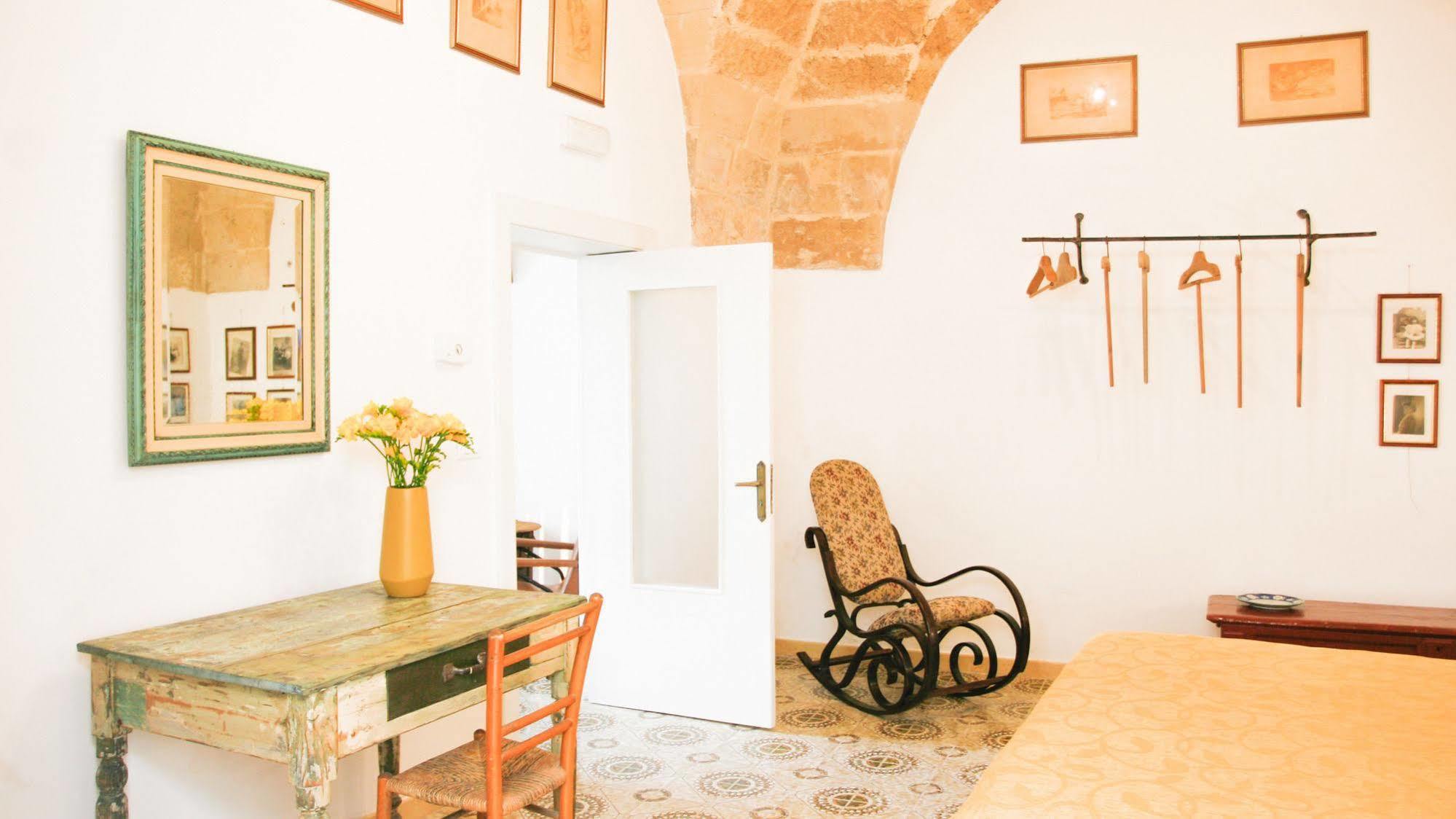 Sacre Bleu Apartments Lecce Exterior photo